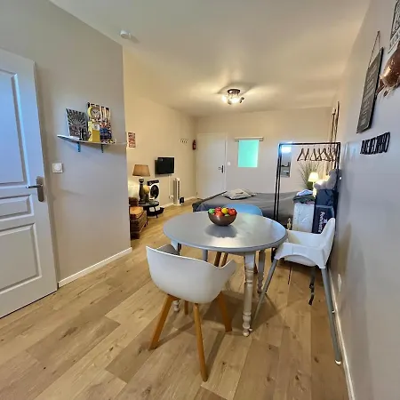 Appartement Prachtige gîte met airconditioning Gîte Le Voyageur *